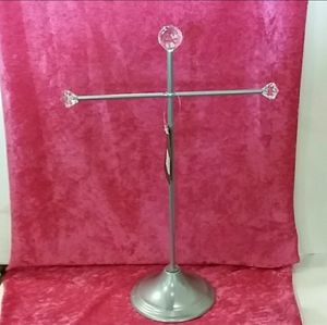 Jewelry stand